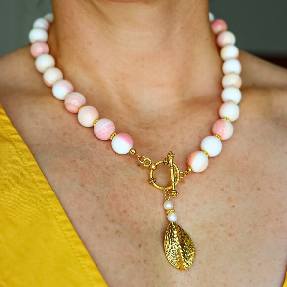 Queen Conch Beaded Necklace w/ Toggle & Gold Pendant – Handmade - Picture 2 of 5